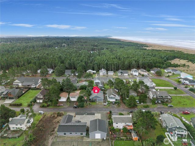 1208 195th, Long Beach, WA 98731