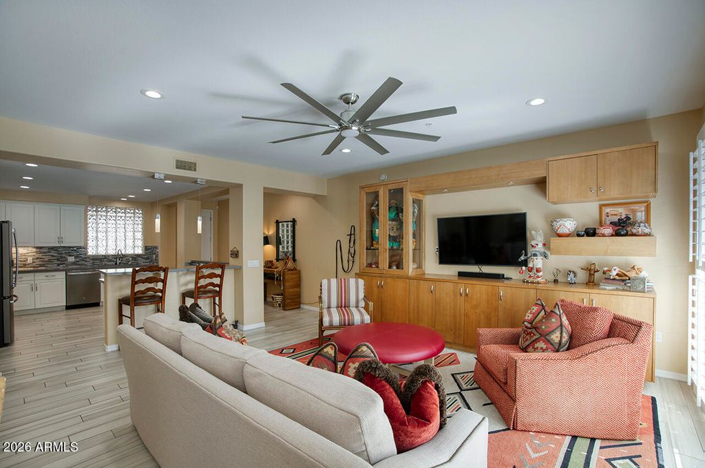 17850 N 68TH Street 2057, Phoenix, AZ 85054 — photo 4
