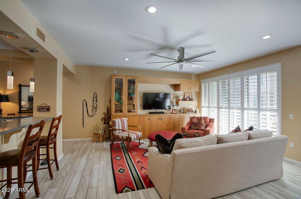 17850 N 68TH Street 2057, Phoenix, AZ 85054 — photo 5