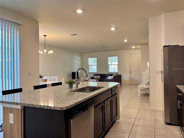 13712 SUMMERPORT VILLAGE PARKWAY, Windermere, FL 34786