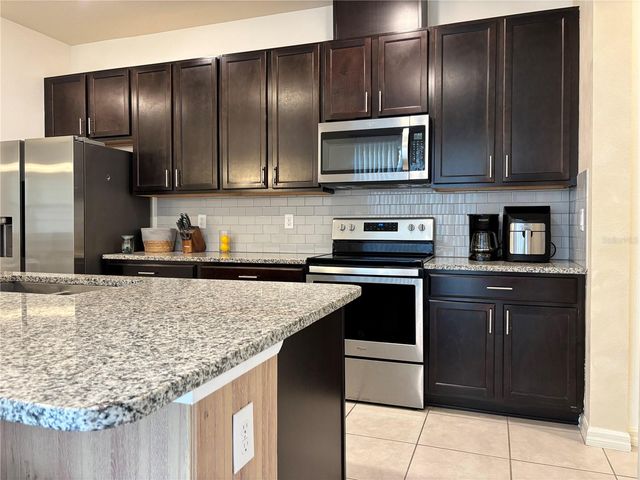 13712 SUMMERPORT VILLAGE PARKWAY, Windermere, FL 34786