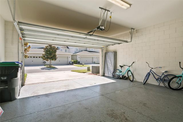 13712 SUMMERPORT VILLAGE PARKWAY, Windermere, FL 34786