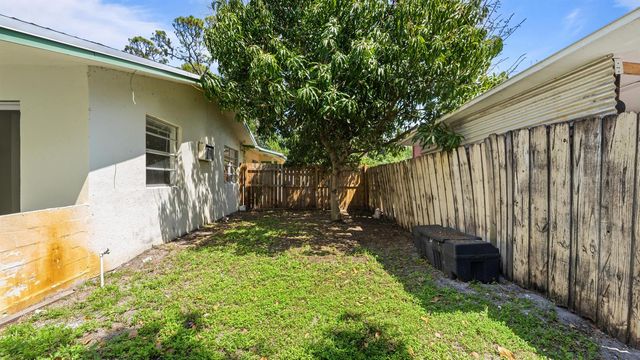 4453 Stevens Road, Lake Worth, FL 33461