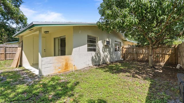 4453 Stevens Road, Lake Worth, FL 33461