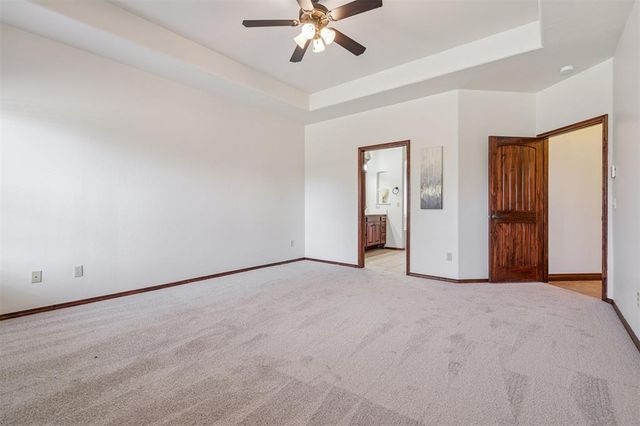 2113 Mulberry Creek Avenue, Yukon, OK 73099