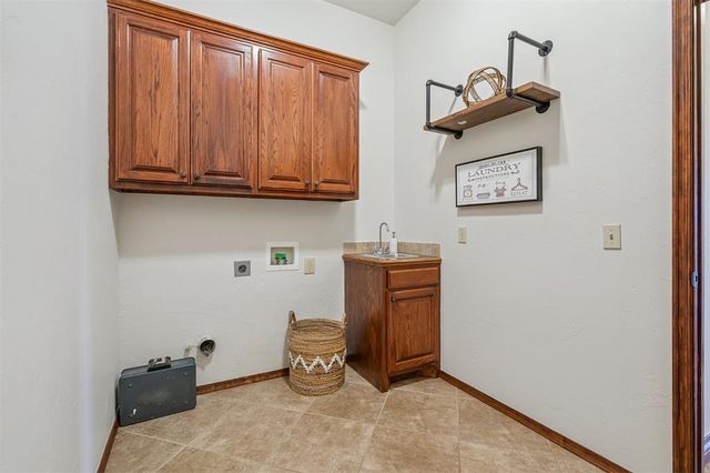 2113 Mulberry Creek Avenue, Yukon, OK 73099