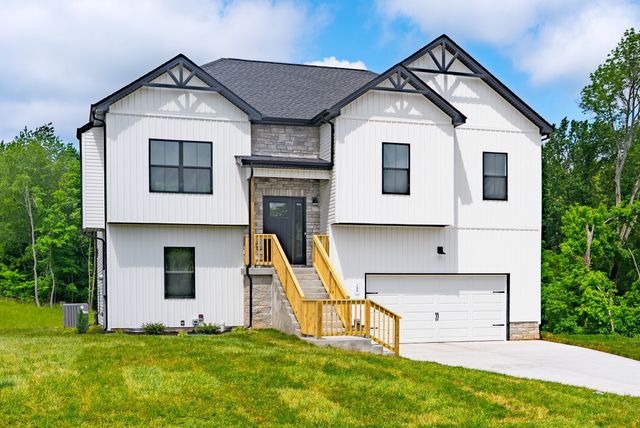 193 Dewberry Ct, Clarksville, TN 37042