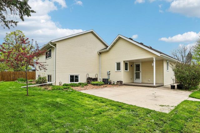 1014 Eric Lane, Waunakee, WI 53597