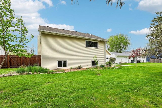 1014 Eric Lane, Waunakee, WI 53597