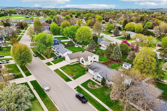 1014 Eric Lane, Waunakee, WI 53597