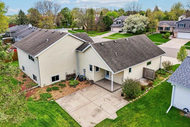 1014 Eric Lane, Waunakee, WI 53597