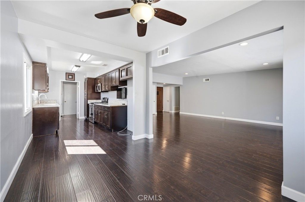 11460 Valjean Avenue, Granada Hills, CA 91344 — photo 5
