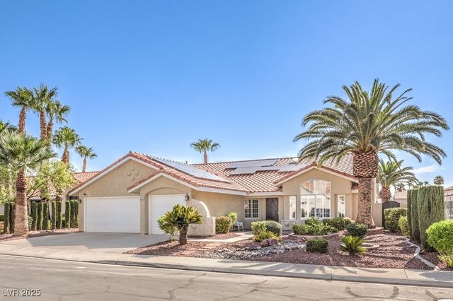 2432 Ocean Front Drive, Las Vegas, NV 89128