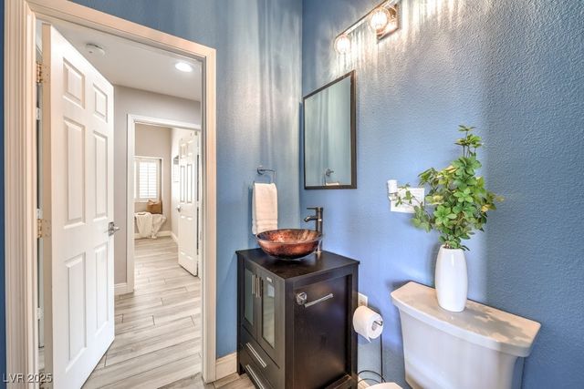 2432 Ocean Front Drive, Las Vegas, NV 89128