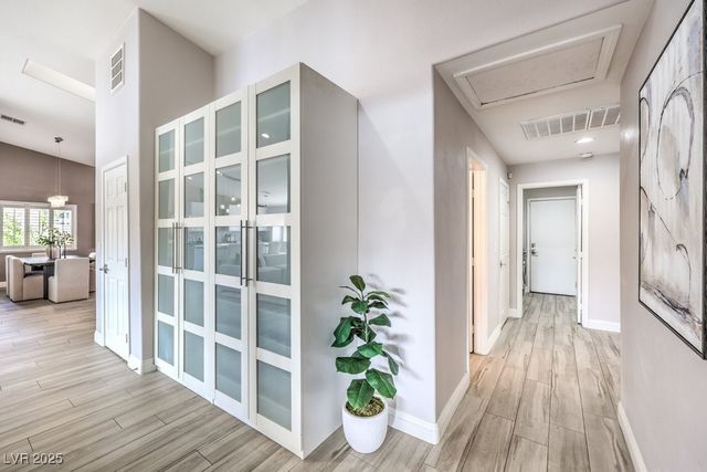 2432 Ocean Front Drive, Las Vegas, NV 89128