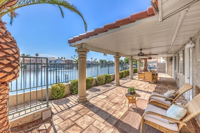 2432 Ocean Front Drive, Las Vegas, NV 89128