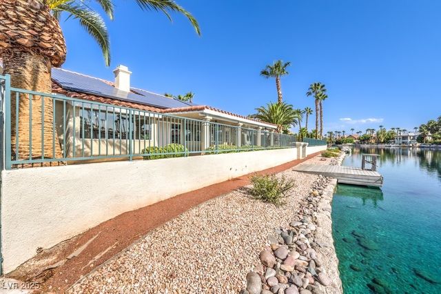 2432 Ocean Front Drive, Las Vegas, NV 89128