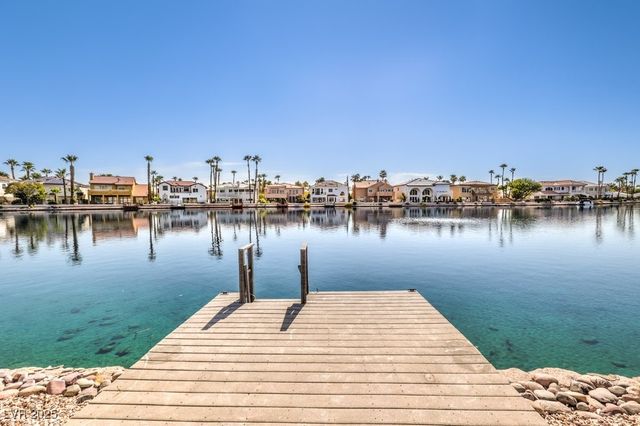 2432 Ocean Front Drive, Las Vegas, NV 89128