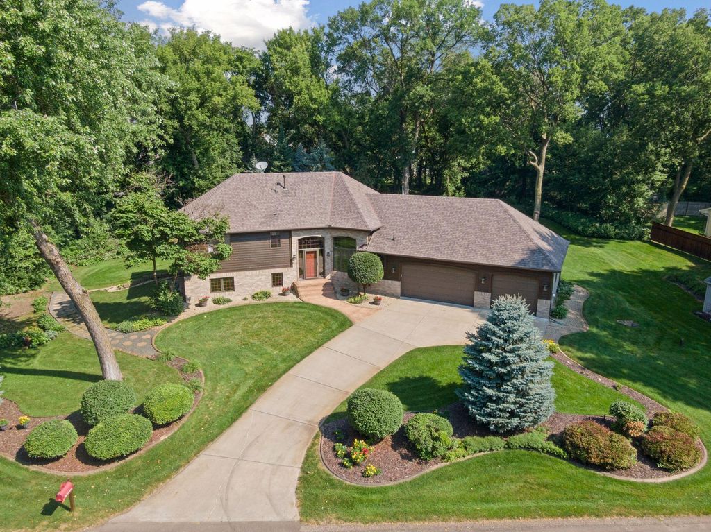 17420 138th Avenue N, Dayton, MN 55327