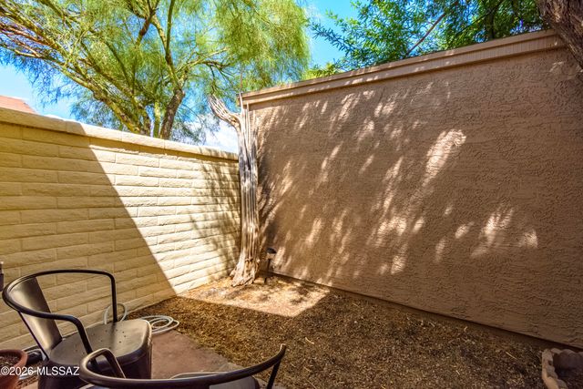 2549 N Palo Santo Drive, Tucson, AZ 85745