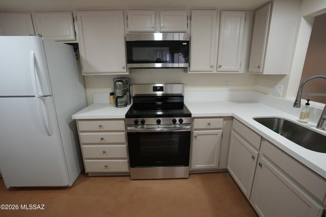 2549 N Palo Santo Drive, Tucson, AZ 85745