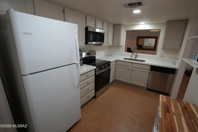 2549 N Palo Santo Drive, Tucson, AZ 85745