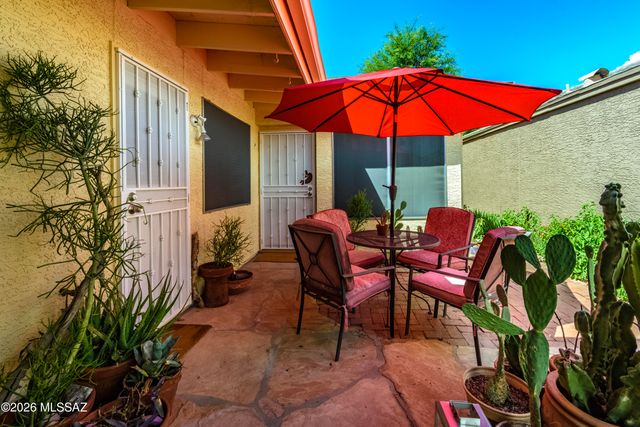 2549 N Palo Santo Drive, Tucson, AZ 85745