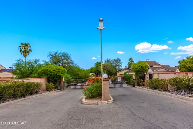 2549 N Palo Santo Drive, Tucson, AZ 85745