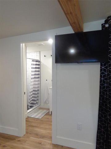 1009 Edgewater FLS, Canyon Lake, TX 78133