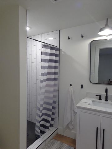 1009 Edgewater FLS, Canyon Lake, TX 78133