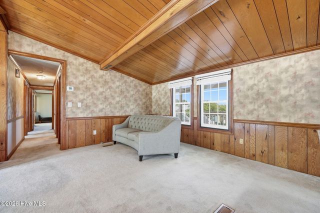 2831 Whichards Beach Road, Chocowinity, NC 27817