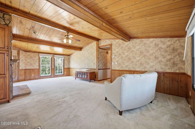 2831 Whichards Beach Road, Chocowinity, NC 27817
