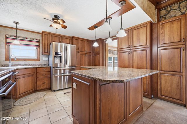 2831 Whichards Beach Road, Chocowinity, NC 27817