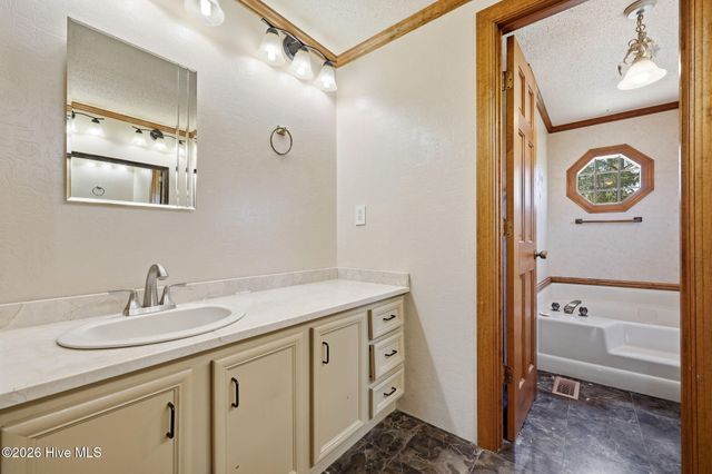 2831 Whichards Beach Road, Chocowinity, NC 27817