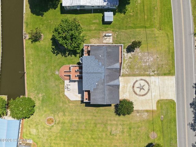 2831 Whichards Beach Road, Chocowinity, NC 27817