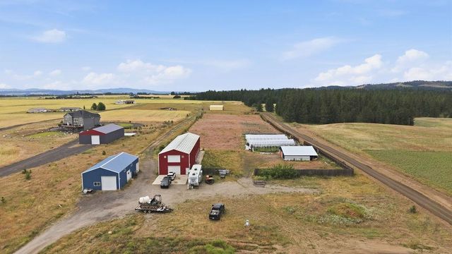 1405 W HALF MOON Rd, Colbert, WA 99005