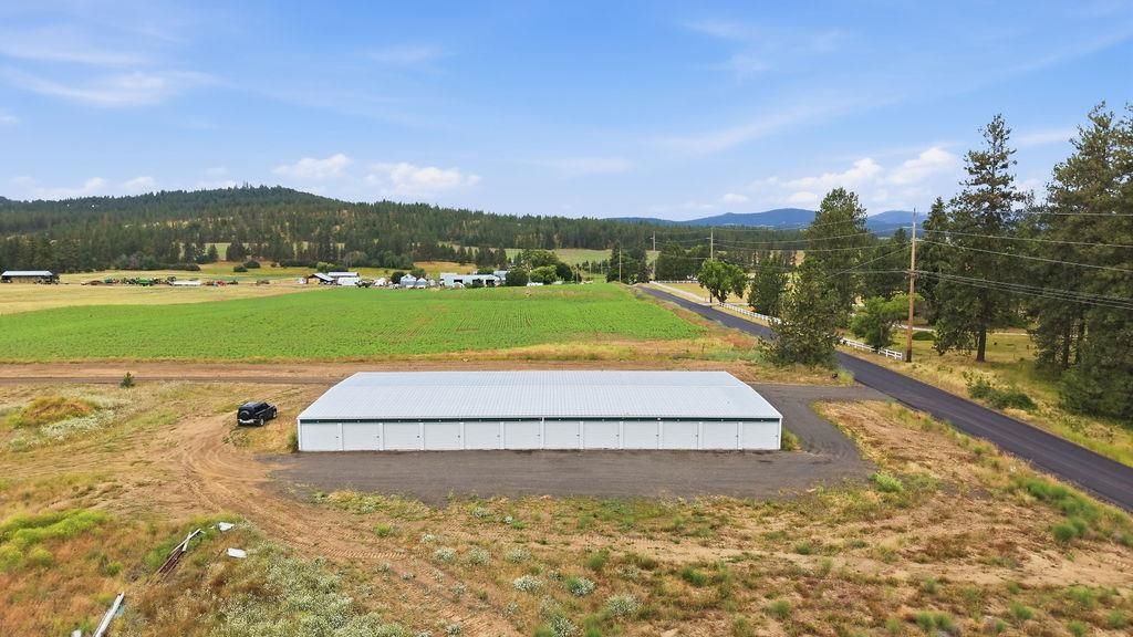 1405 W HALF MOON Rd, Colbert, WA 99005 photo 2