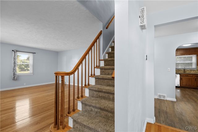 105 Cooper Avenue, Whitestown, NY 13495