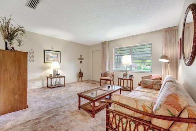 4741 NW 13th Avenue, Deerfield Beach, FL 33064