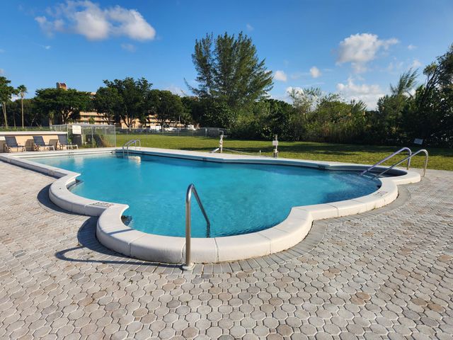 4741 NW 13th Avenue, Deerfield Beach, FL 33064