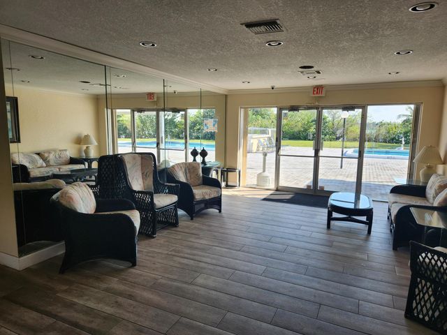 4741 NW 13th Avenue, Deerfield Beach, FL 33064