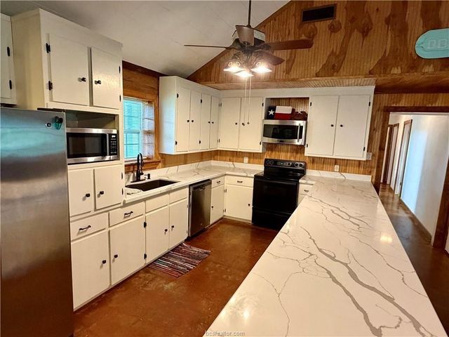 3275 Lcr 750, Thornton, TX 76687
