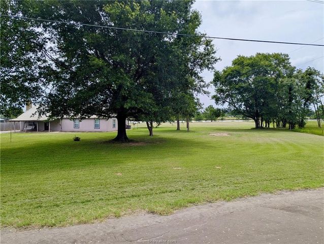 3275 Lcr 750, Thornton, TX 76687