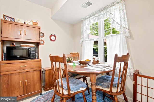 6 STEWER LN, Perkasie, PA 18944