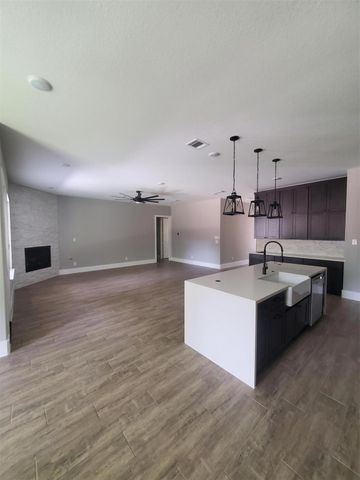 24647 Oak Creek Rd Road, Hockley, TX 77447