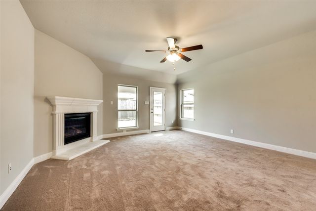 800 Bird Creek, Little Elm, TX 75068