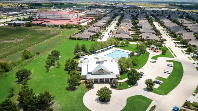 800 Bird Creek, Little Elm, TX 75068