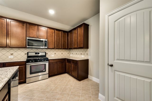 800 Bird Creek, Little Elm, TX 75068