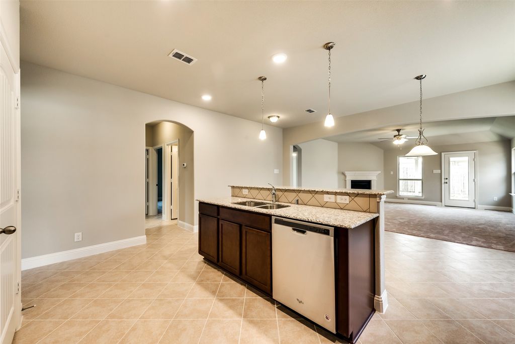 800 Bird Creek, Little Elm, TX 75068