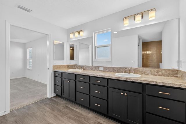 11380 SOUTAR AVENUE, Oxford, FL 34484